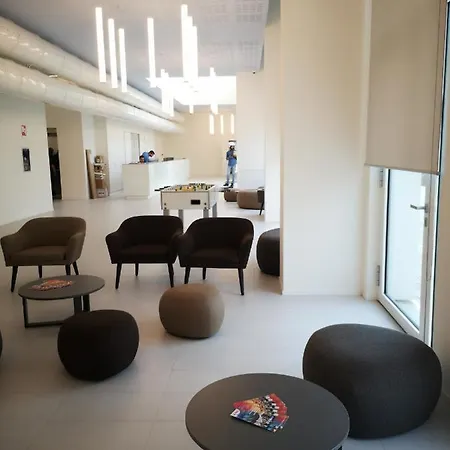 In-domus Internazionale * Milan